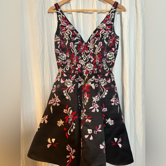 Black Floral Semi Dress. - Picture 1 of 5